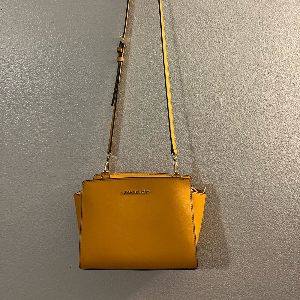 Michael kors crossbody purse mustard yellow used